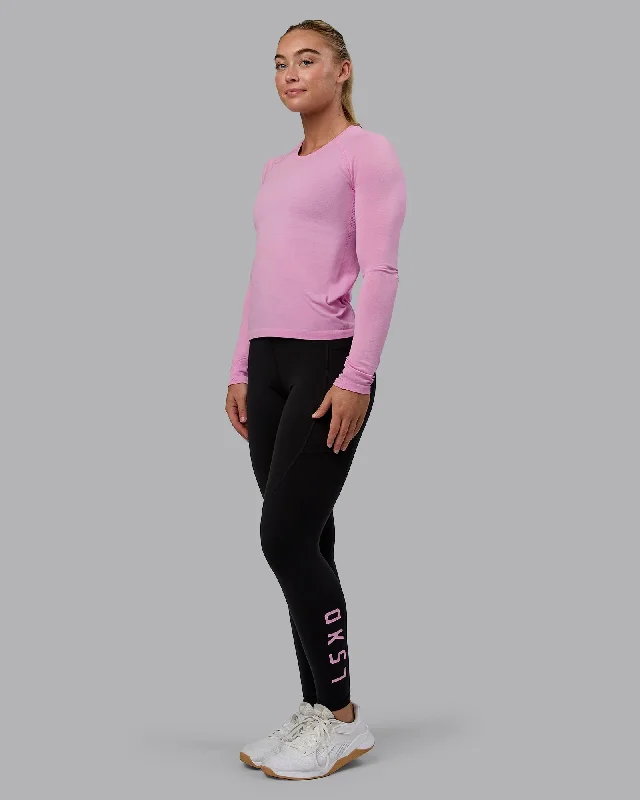 Stylish Women's Attire AeroFLX+ Seamless Long Sleeve Tee - Pirouette/Bubblegum